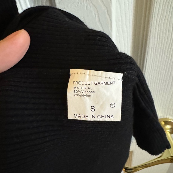 Black and white maxi dress with cut outs size small - Picture 3 of 4